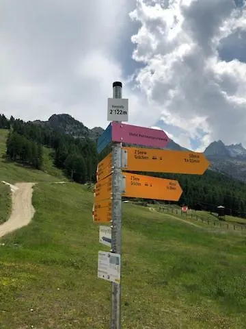 Petunia Апартаменты Грахен